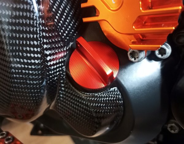 Öl Einfüll Schraube Rot passend für KTM 1290 990 Super Duke 790 890 Adventure